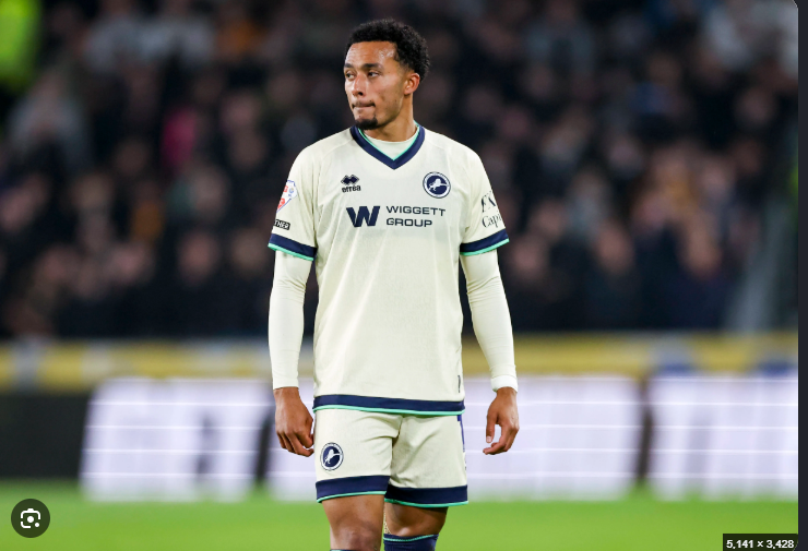Femi Azeez Brighton debut Nigerian forward